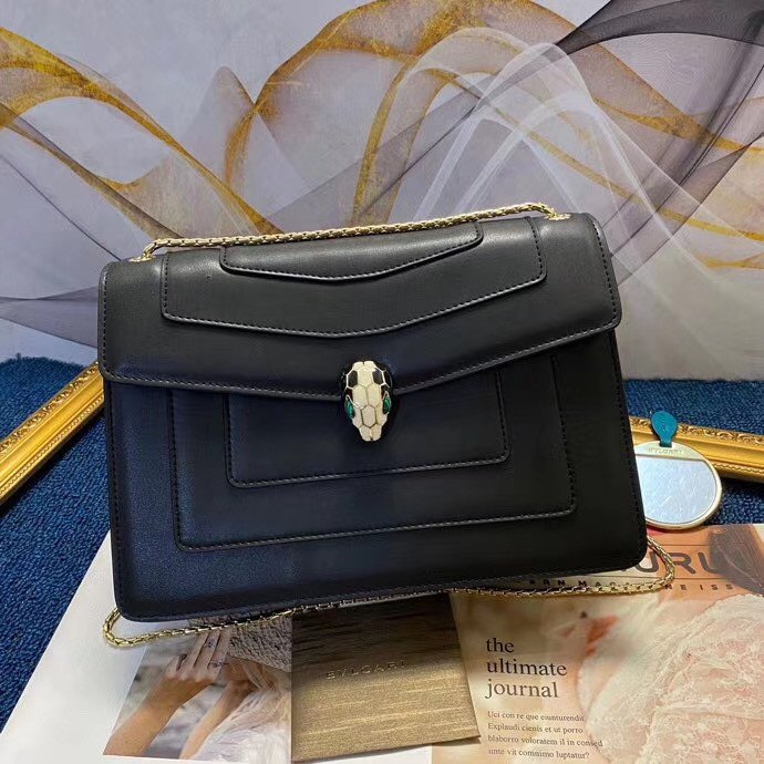 BVLGARI Serpenti Forever Large Leather Shoulder Bag 28cm Crossbody Chain Bag 4 Colors Available – Image 2 BVLGARI Serpenti Forever Large Leather Shoulder Bag 28cm Crossbody Chain Bag 4 Colors Available – Image 2