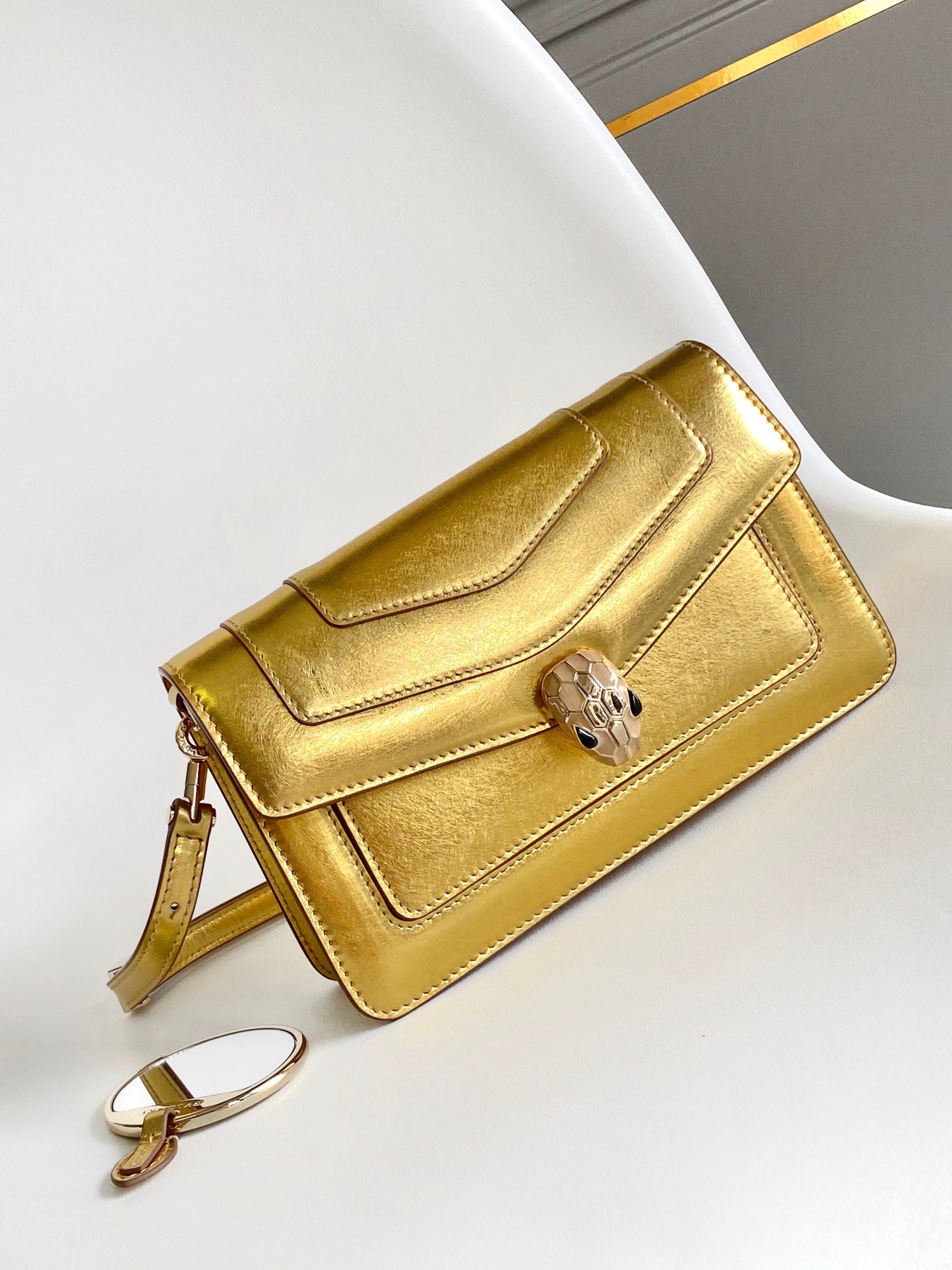 BVLGARI Serpenti Forever East-West Small Shoulder Bag 22cm Patent & Metallic Calf Leather Crossbody Handbag with Snakehead Closure BVLGARI Serpenti Forever East-West Small Shoulder Bag 22cm Patent & Metallic Calf Leather Crossbody Handbag with Snakehead Closure
