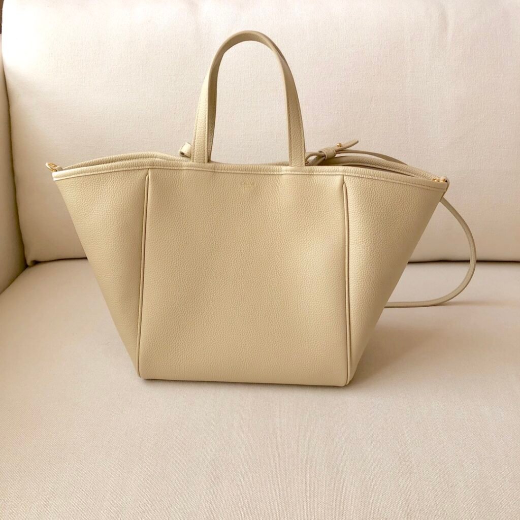 Celine Folded Cabas Bag 26cm Black & Oatmeal Grained Calfskin Tote Bag for Women – Image 8