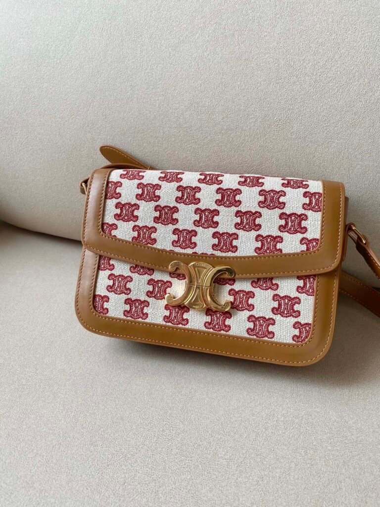CELINE Triomphe Medium Bag Textile and Calfskin 22.5cm Embroidery & Canvas Patchwork Shoulder Bag – Image 3