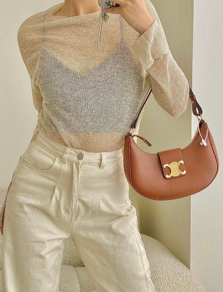 CELINE AVA TRIOMPHE Bag 23cm Tan Smooth Calfskin Classic Women’s Underarm Hobo Bag – Image 5