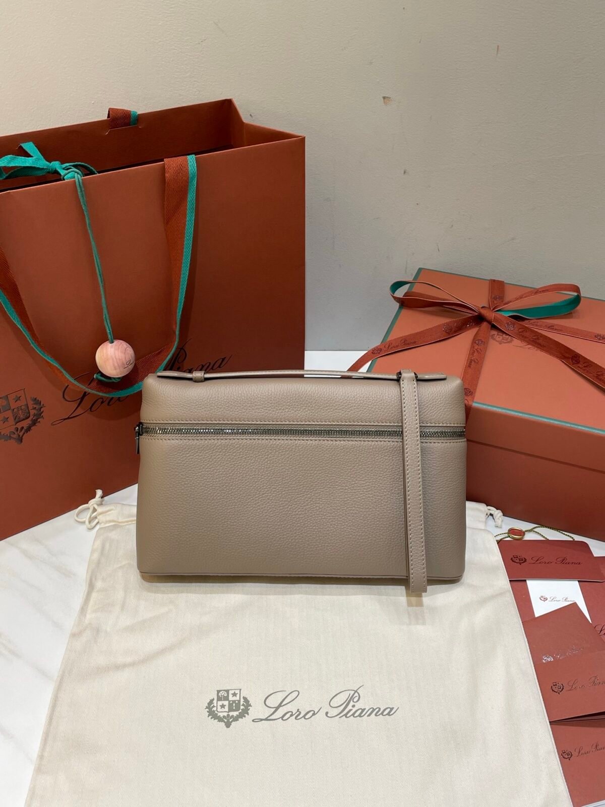 Loro Piana Extra Pouch L29 Grained Calfskin Clutch 29cm Minimalist Designer Lunch Box Bag Detachable Wristlet