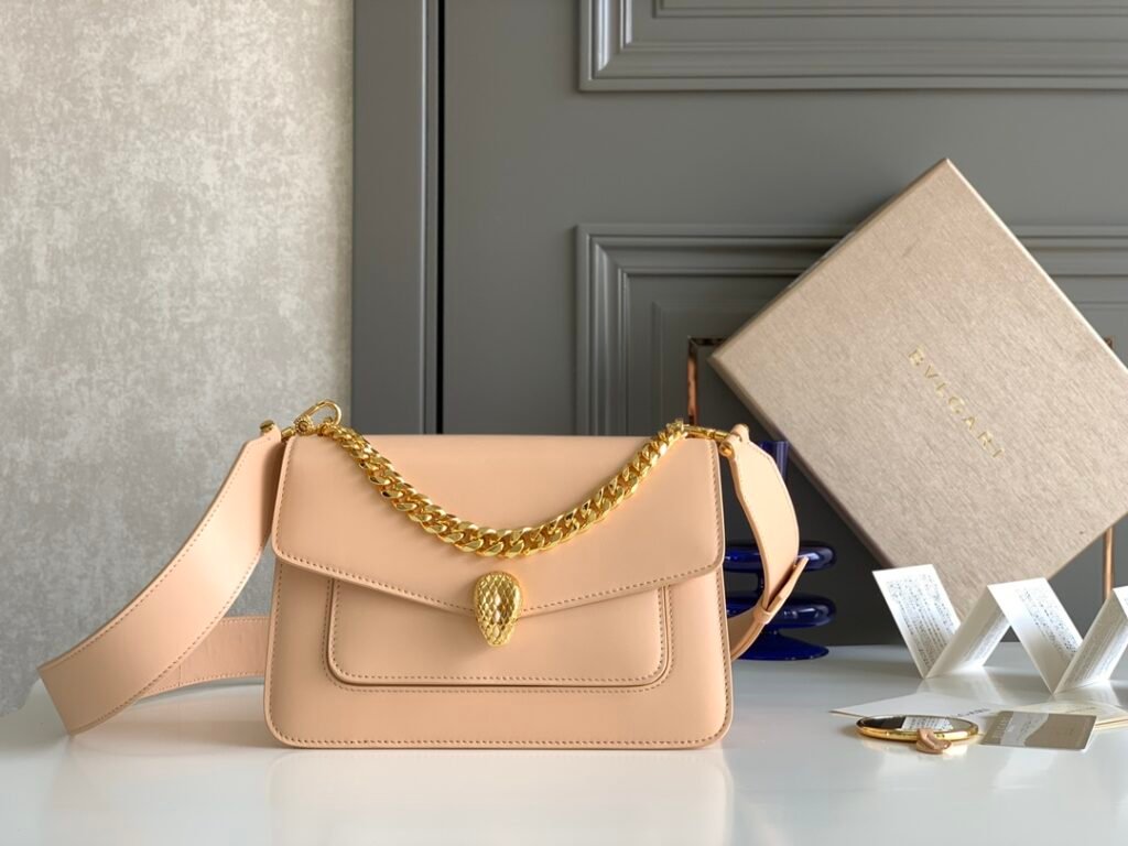BVLGARI Serpenti Forever Shoulder Bag In Nappa Leather 25cm Snakehead Crossbody Handbag With Chunky Chain 4 Colors – Image 1 BVLGARI Serpenti Forever Shoulder Bag In Nappa Leather 25cm Snakehead Crossbody Handbag With Chunky Chain 4 Colors – Image 1