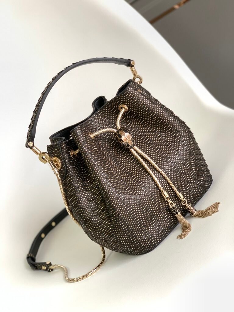 BVLGARI Serpenti Forever Python Bucket Bag Metallic Fil Coupe & Multicolor Lunar Snakeskin Top Handle Crossbody Handbag 2 Sizes – Image 9 BVLGARI Serpenti Forever Python Bucket Bag Metallic Fil Coupe & Multicolor Lunar Snakeskin Top Handle Crossbody Handbag 2 Sizes – Image 9
