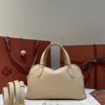 Loro Piana Needle Small Bag 5 Colors 31cm Premium Leather Handbag with Adjustable Strap and Internal Pouch Loro Piana Needle Small Bag 5 Colors 31cm Premium Leather Handbag with Adjustable Strap and Internal Pouch
