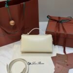 Loro Piana Extra Bag L23 Smooth Calfskin Top Handle Crossbody Bag 23cm for Women Aesthetic Vanity Case Handbag Loro Piana Extra Bag L23 Smooth Calfskin Top Handle Crossbody Bag 23cm for Women Aesthetic Vanity Case Handbag