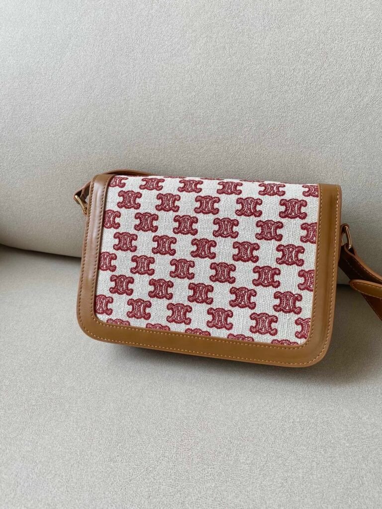 CELINE Triomphe Medium Bag Textile and Calfskin 22.5cm Embroidery & Canvas Patchwork Shoulder Bag – Image 4