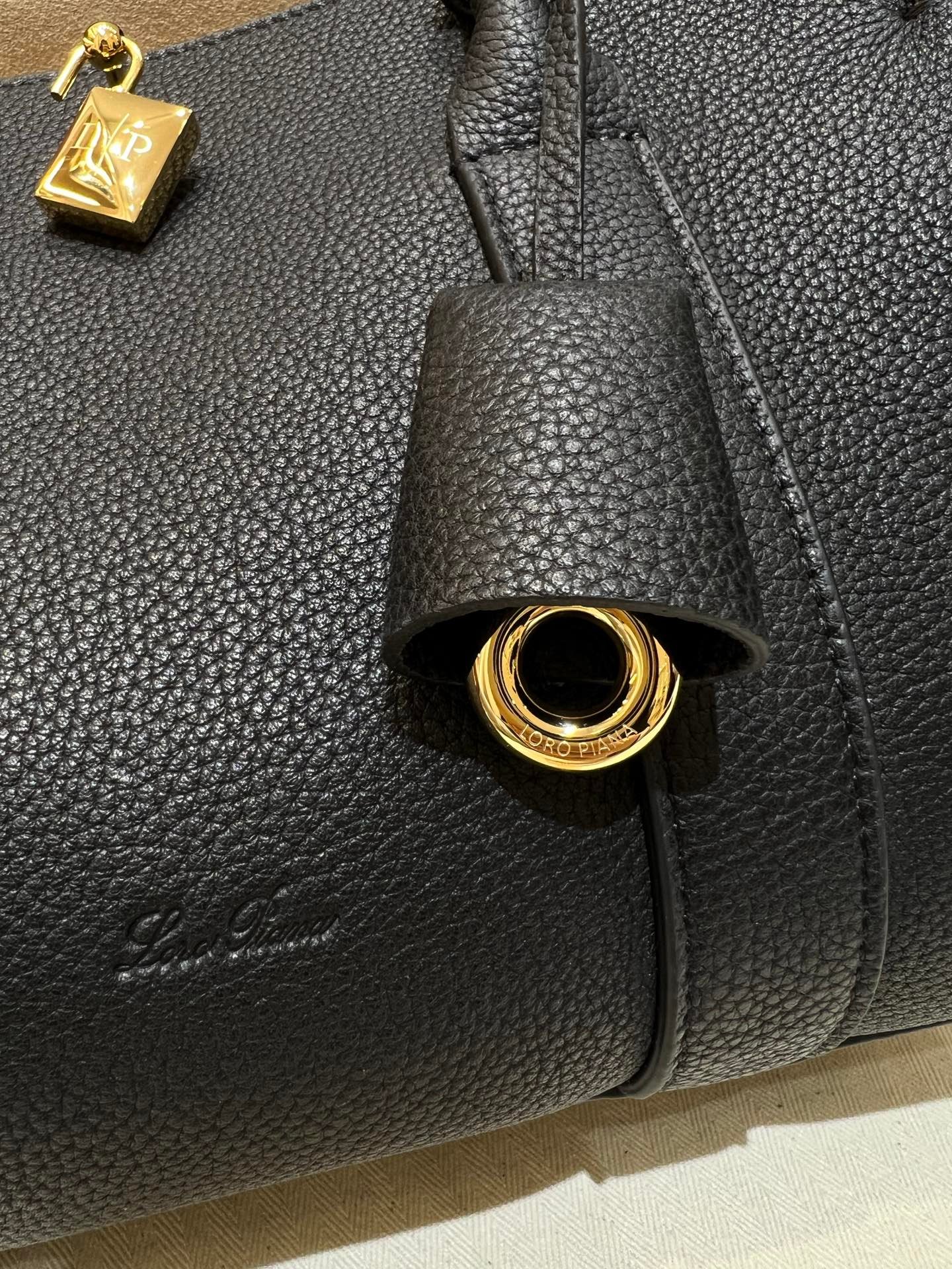 Loro Piana Loom L25 Grained Leather Handbag 25cm Top Handle Tote with Detachable Strap and Padlock Crossbody Bag for Women