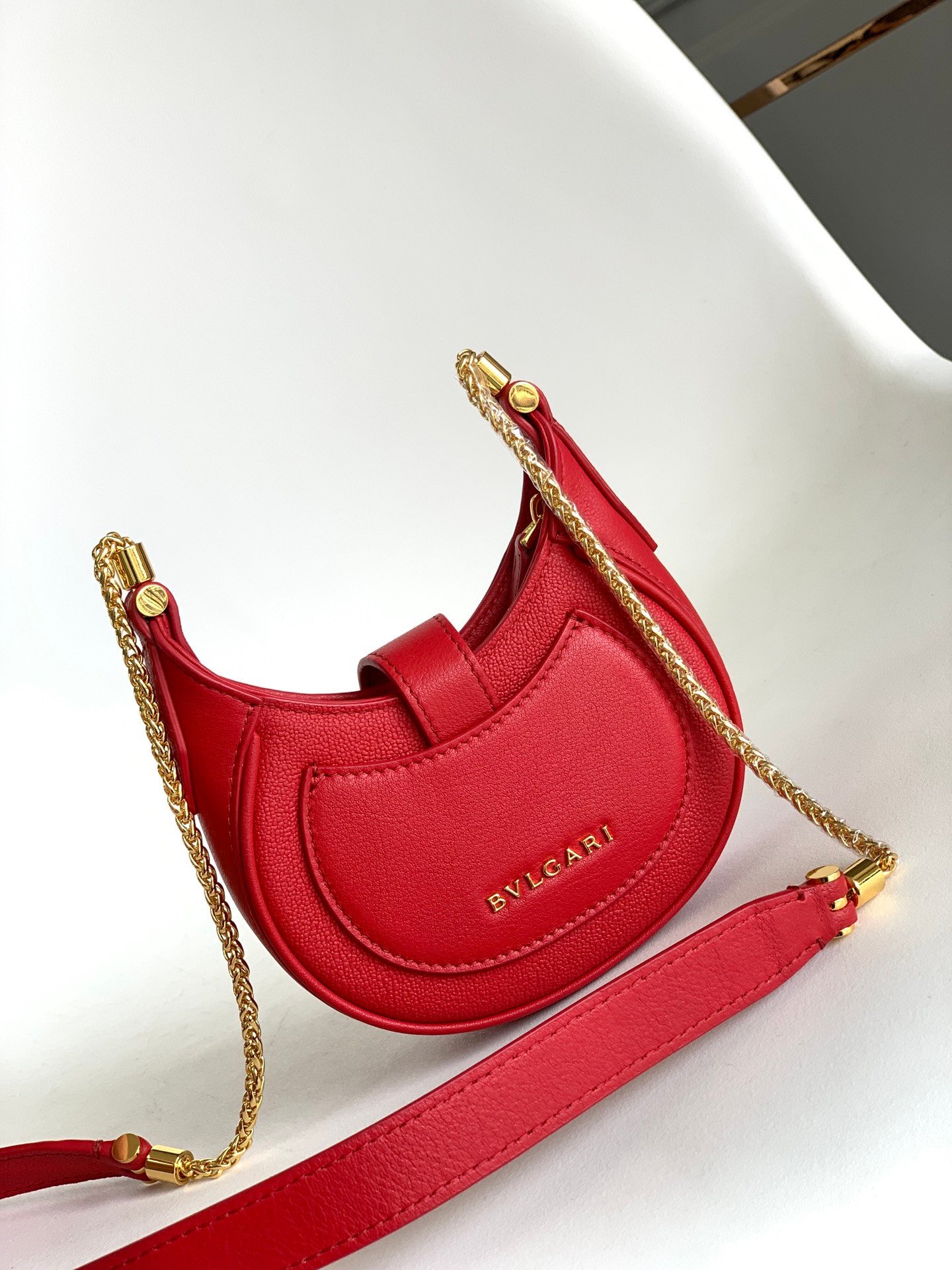 BVLGARI Serpenti Ellipse Mini Crossbody Bag Calf Leather Crescent Shoulder Bag with Snake Head Buckle High-End Purse for Women – Image 7