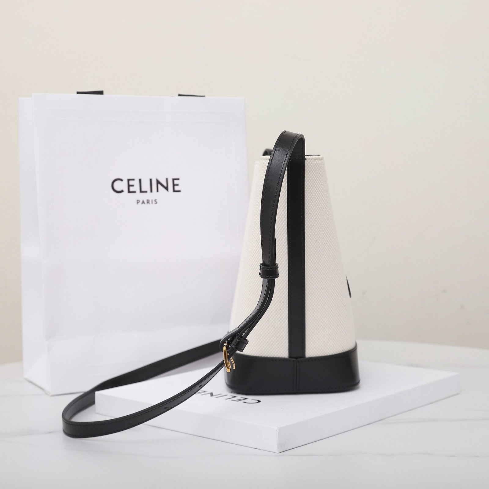 CELINE Triomphe Small Bucket Bag 22x17cm Canvas and Calfskin 3D Logo Shoulder Bag for Women Tan and Black 12