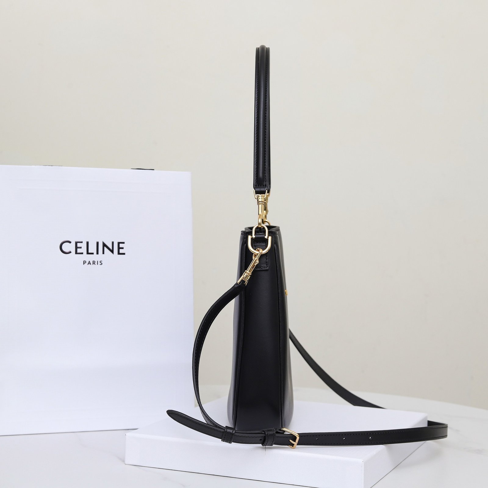 Celine Calfskin Shoulder Bag 24.5cm Minimalist Crossbody Handbag with Gold Hardware Twist-Lock 2025 12