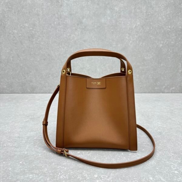 13 CELINE Cubo Medium Bucket Bag 23cm Triomphe Canvas & Calfskin Handbag with Crossbody Strap & Large Capacity