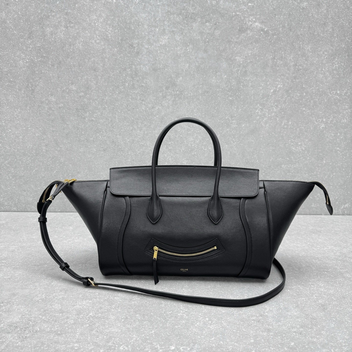 Celine New Luggage Smile Bag 36cm Medium Suede & Smooth Leather Handbag Classic Retro Tote with Crossbody Strap Celine New Luggage Smile Bag 36cm Medium Suede & Smooth Leather Handbag Classic Retro Tote with Crossbody Strap