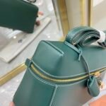 Loro Piana Extra Bag L27 Luxury Saddle Leather Crossbody & Shoulder Bag for Women 27cm Vanity Top-Handle Bag Loro Piana Extra Bag L27 Luxury Saddle Leather Crossbody & Shoulder Bag for Women 27cm Vanity Top-Handle Bag