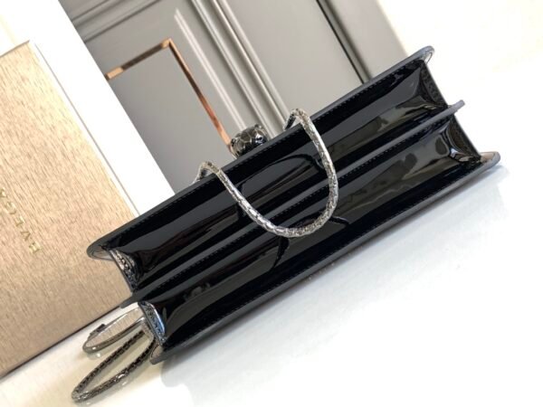 13 BVLGARI Serpenti Forever Glossy Calfskin Shoulder Bag 25cm Multi-Compartment Chain Bag with Snakehead Closure