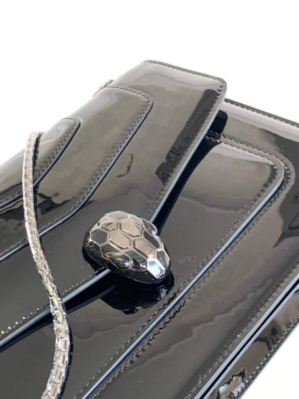14 BVLGARI Serpenti Forever Glossy Calfskin Shoulder Bag 25cm Multi-Compartment Chain Bag with Snakehead Closure