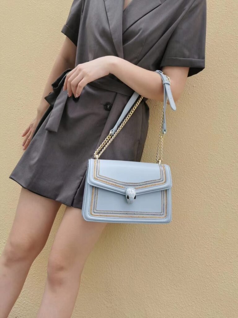 BVLGARI Serpenti in Love Bag Large Calfskin Leather Chain Shoulder Bag 8 Colors 24cm – Image 6 BVLGARI Serpenti in Love Bag Large Calfskin Leather Chain Shoulder Bag 8 Colors 24cm – Image 6