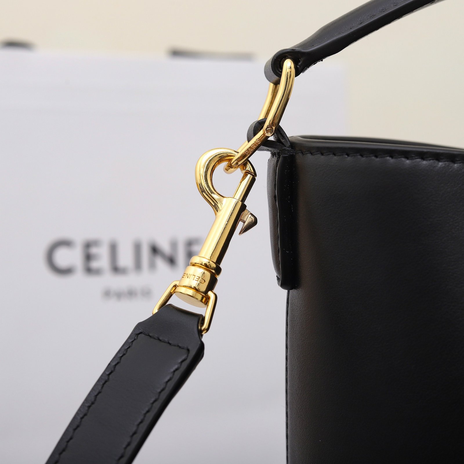 CELINE Triomphe Bucket Bag 28cm Calfskin Smooth Leather Shoulder Bag for Women with Adjustable Crossbody Strap 16