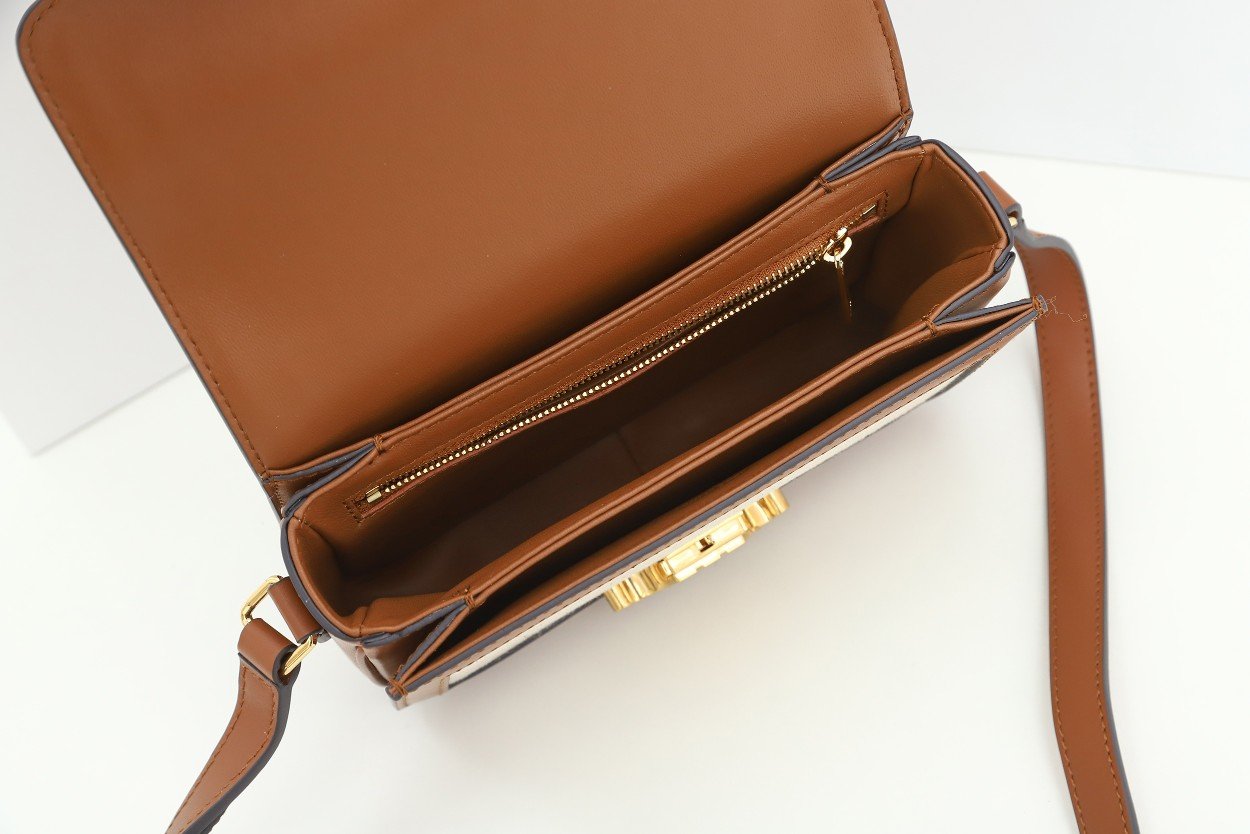 CELINE Teen Triomphe Bag 18.5cm Textile and Calfskin Designer Crossbody Shoulder Bag for Women 4 Colors 17
