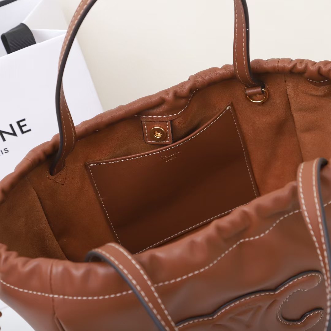 Celine Triomphe Cuir Drawstring Bag 22cm Small Smooth Calfskin Leather Crossbody Handbag with Embossed Logo 17