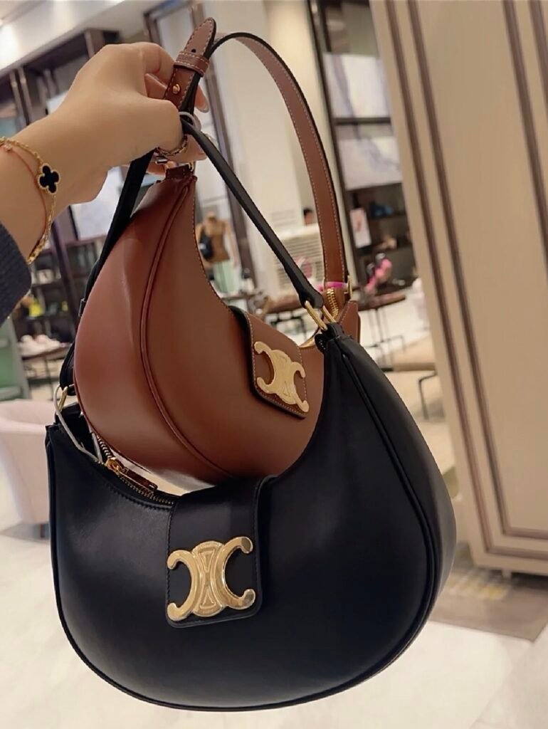 CELINE AVA TRIOMPHE Bag 23cm Tan Smooth Calfskin Classic Women’s Underarm Hobo Bag – Image 10