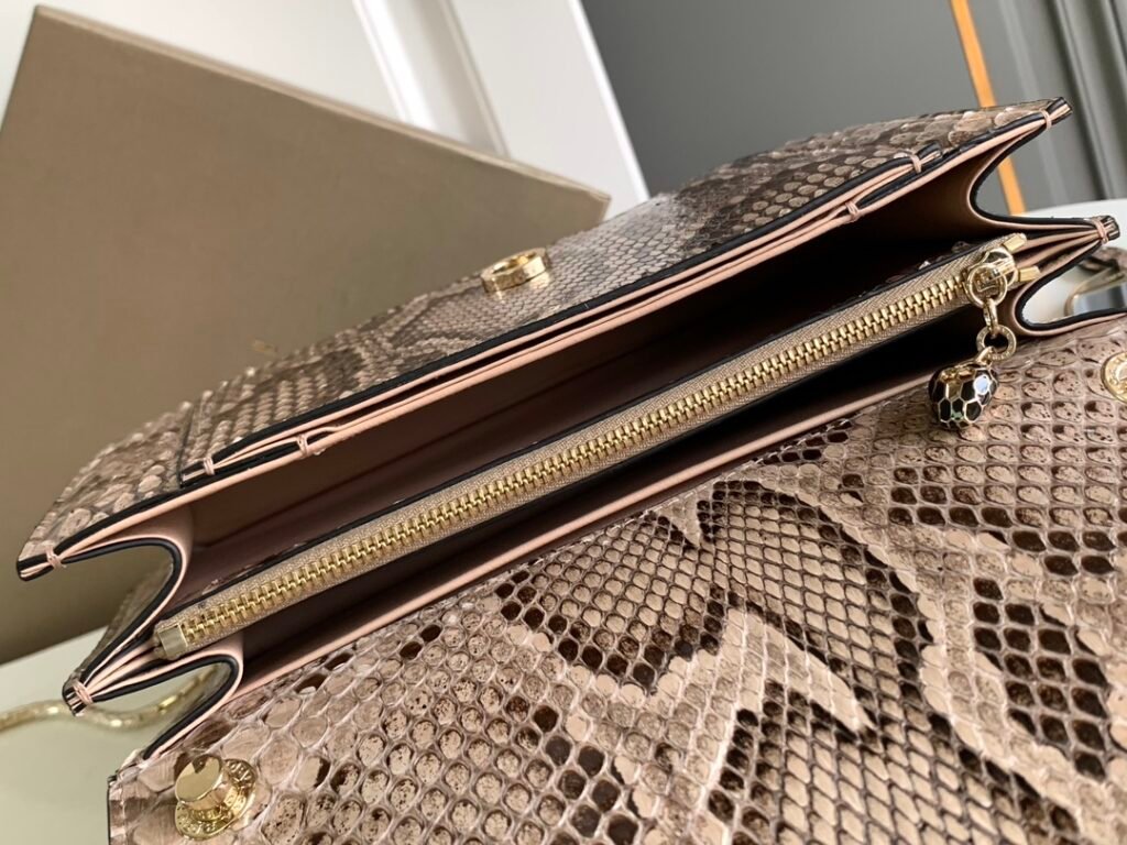 BVLGARI Serpenti Forever Python Bag Misty Opal Grey Shiny Python Skin Top Handle & Shoulder Bag 2 Sizes – Image 18 BVLGARI Serpenti Forever Python Bag Misty Opal Grey Shiny Python Skin Top Handle & Shoulder Bag 2 Sizes – Image 18
