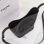 CELINE Cuir Triomphe Small Bucket Bag 17x22cm Tan and Black Calfskin Leather Crossbody Handbag with Adjustable Strap 18