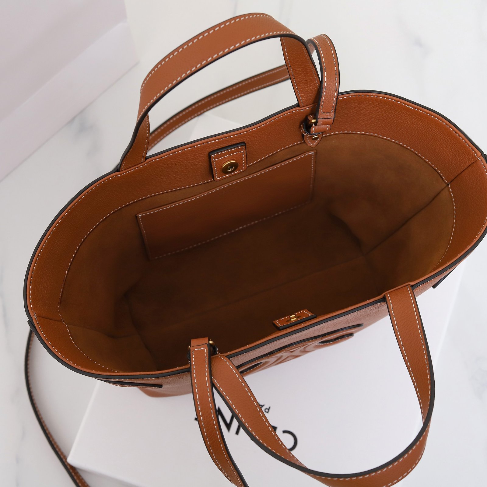 CELINE Small Anais Tote Bag 20.5cm Italian Calfskin Transformable Cuir Triomphe 2-Way Crossbody Bucket Bag 18