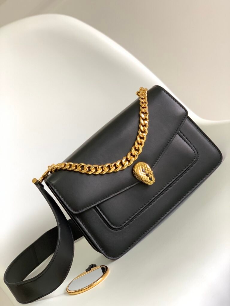 BVLGARI Serpenti Forever Shoulder Bag In Nappa Leather 25cm Snakehead Crossbody Handbag With Chunky Chain 4 Colors – Image 3 BVLGARI Serpenti Forever Shoulder Bag In Nappa Leather 25cm Snakehead Crossbody Handbag With Chunky Chain 4 Colors – Image 3
