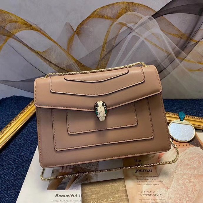 BVLGARI Serpenti Forever Large Leather Shoulder Bag 28cm Crossbody Chain Bag 4 Colors Available – Image 6 BVLGARI Serpenti Forever Large Leather Shoulder Bag 28cm Crossbody Chain Bag 4 Colors Available – Image 6