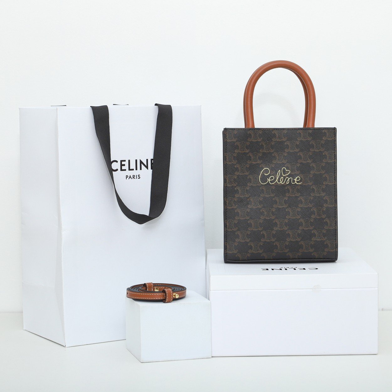 Celine Mini Vertical Cabas Triomphe Canvas Tote Bag 17x21cm Luxury Italian Leather Crossbody Handbag for Women 19