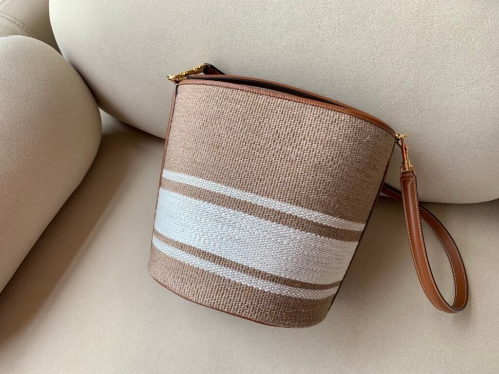CELINE 16 Bucket Bag 23x25cm Calfskin vs. Linen Jacquard 5 Colors Handbag – Image 2