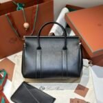 Loro Piana Loom L32 Grained Calfskin Handbag 33cm Designer Tote Bag with Padlock & Pouch Loro Piana Loom L32 Grained Calfskin Handbag 33cm Designer Tote Bag with Padlock & Pouch