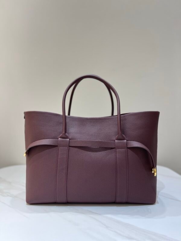 2 Loro Piana Ghiera Shopper Large Leather Tote Bag 40cm Grained Leather Handbag with Cashmere Lining and Detachable Pouch for Work and Travel