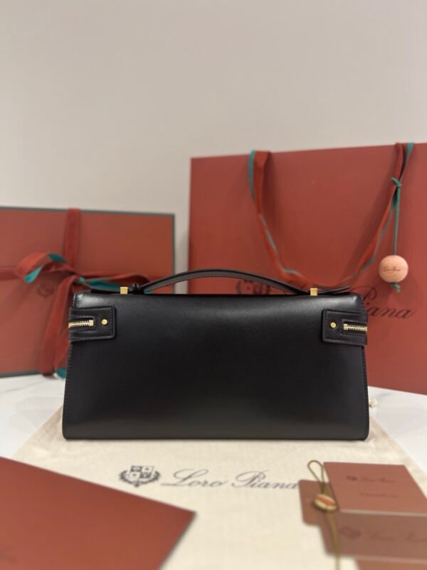 Loro Piana Extra L29 Clutch Bag 29cm Saddle Leather Elegant Handmade Designer Leather Handheld Purse with Signature Gold Padlock