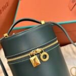 Loro Piana Extracase Bucket Bag 12x12x16cm Luxury Calfskin Handbag Designer Leather Vanity Case for Women Loro Piana Extracase Bucket Bag 12x12x16cm Luxury Calfskin Handbag Designer Leather Vanity Case for Women