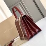 BVLGARI Serpenti Forever Glossy Calfskin Top Handle Bag 18cm Luxury Snakehead Chain Shoulder Crossbody Bag BVLGARI Serpenti Forever Glossy Calfskin Top Handle Bag 18cm Luxury Snakehead Chain Shoulder Crossbody Bag