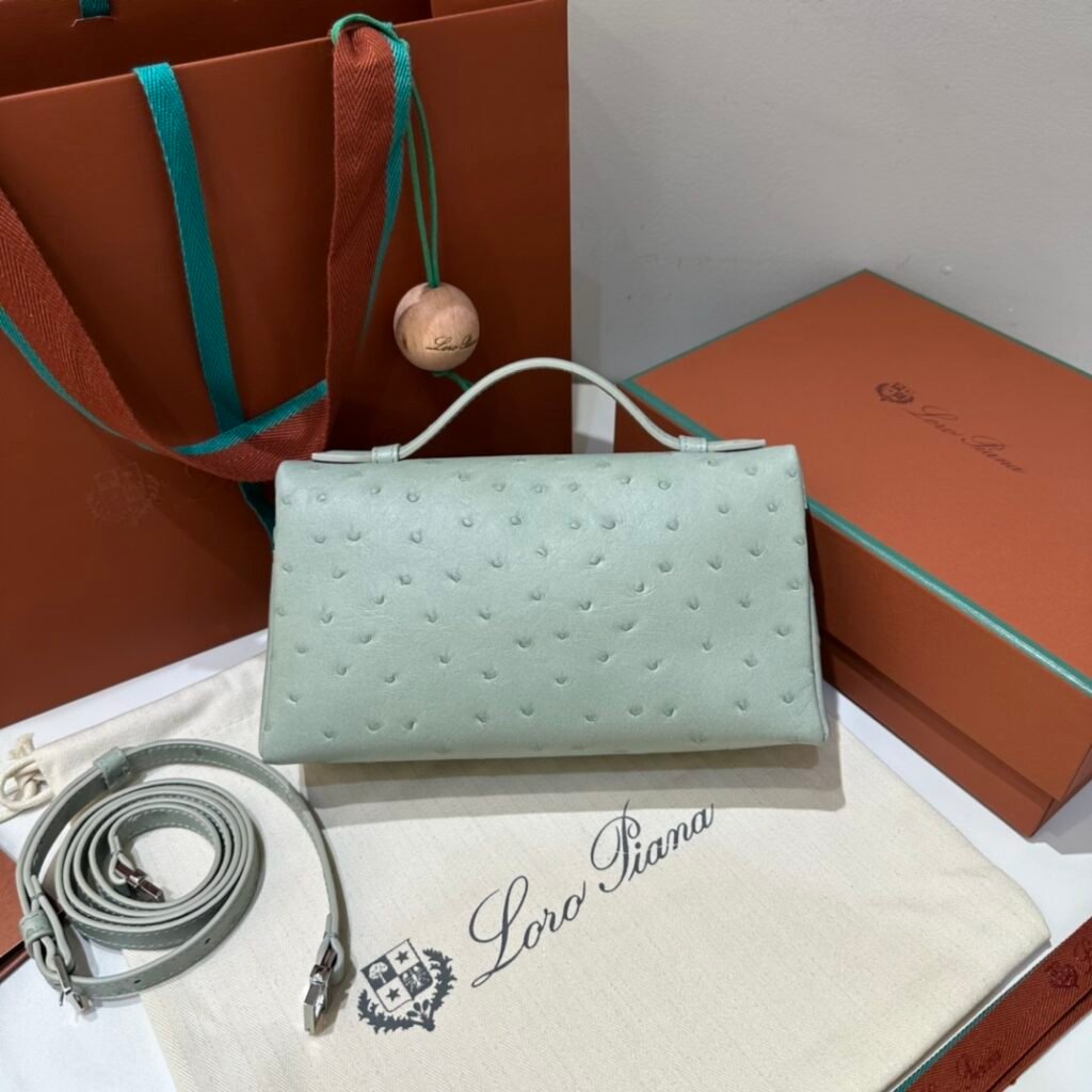 Loro Piana Extra Pocket L19 Ostrich Pattern Bag Ultimate Quiet Luxury Handbag & Crossbody – Image 10