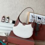 Loro Piana Bale Mini Bucket Bag Soft Natural Grained Calfskin Leather Top-Tier Quality Handbag 6 Elegant Colors Loro Piana Bale Mini Bucket Bag Soft Natural Grained Calfskin Leather Top-Tier Quality Handbag 6 Elegant Colors
