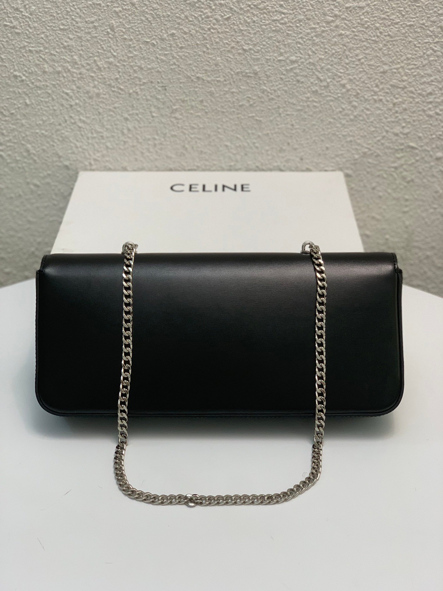 Celine Triomphe 30cm Horizontal Bag Top-Tier Leather Chain Bag for Women Retro Aesthetic Underarm Bag 22