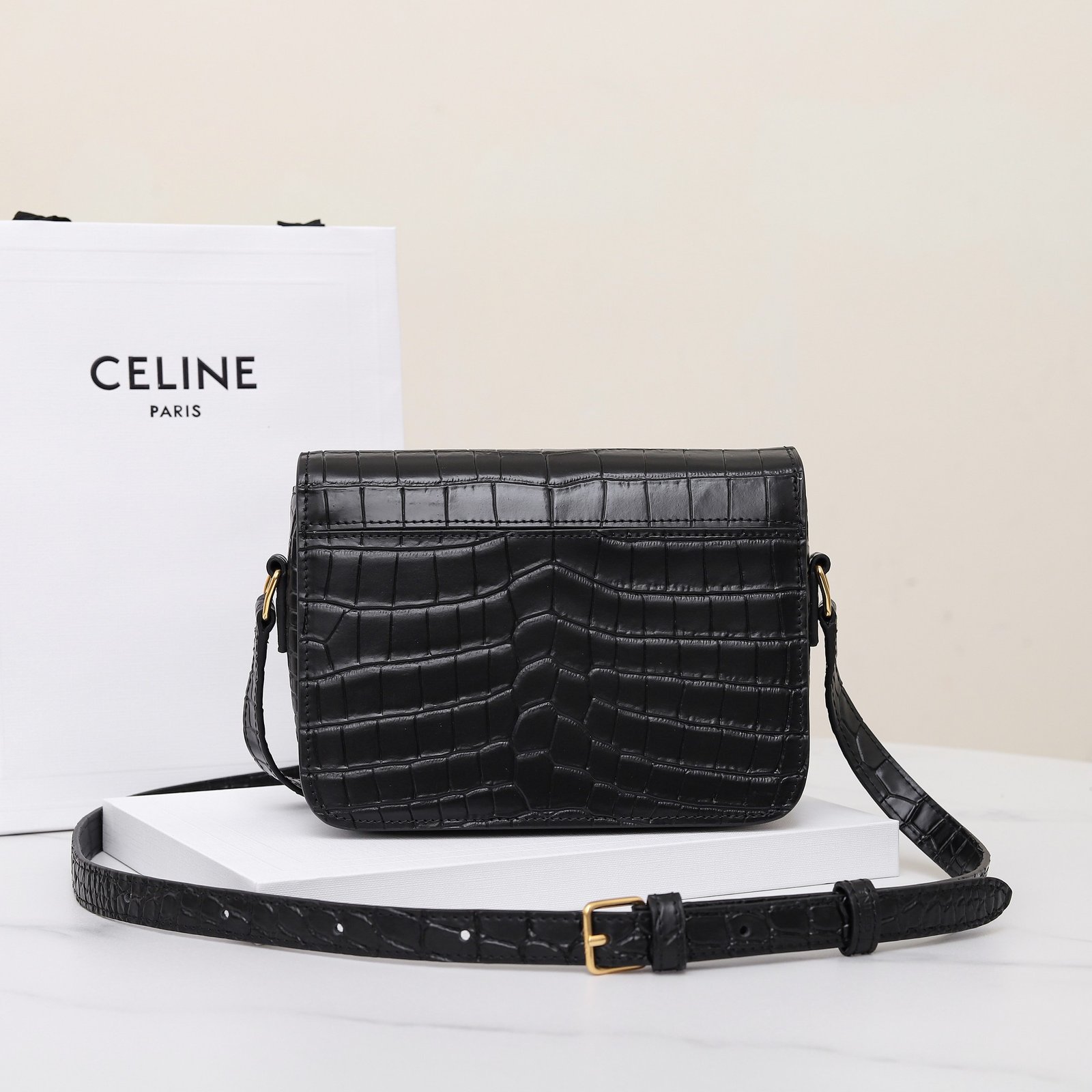 Celine Triomphe Classique Shoulder Bag 18.5cm Lizard and Crocodile Embossed Leather Crossbody Handbag 22