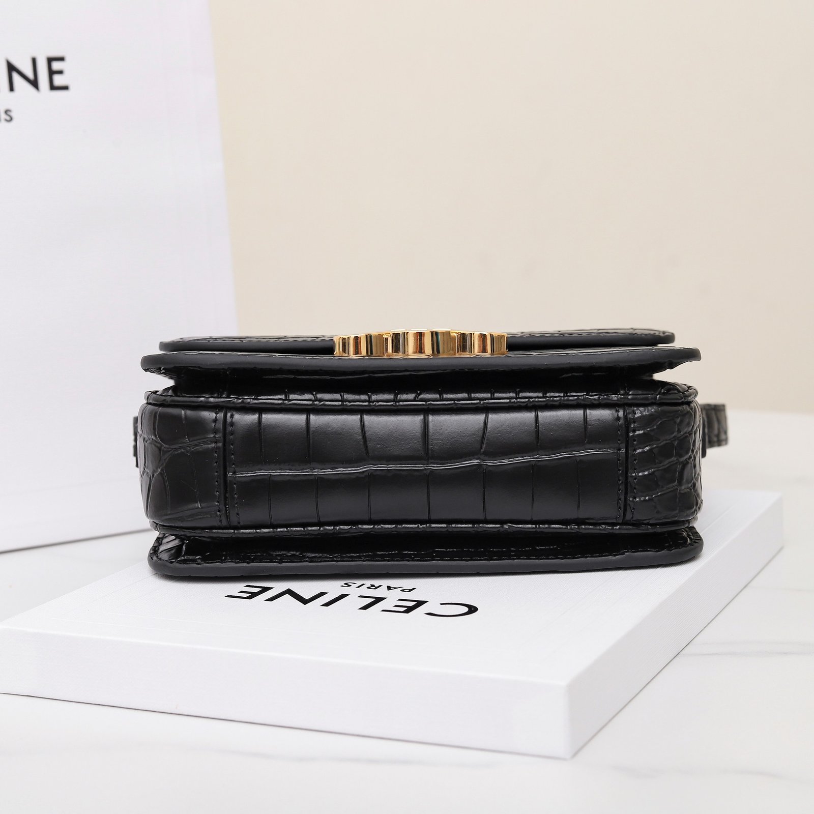 Celine Triomphe Classique Shoulder Bag 18.5cm Lizard and Crocodile Embossed Leather Crossbody Handbag 23