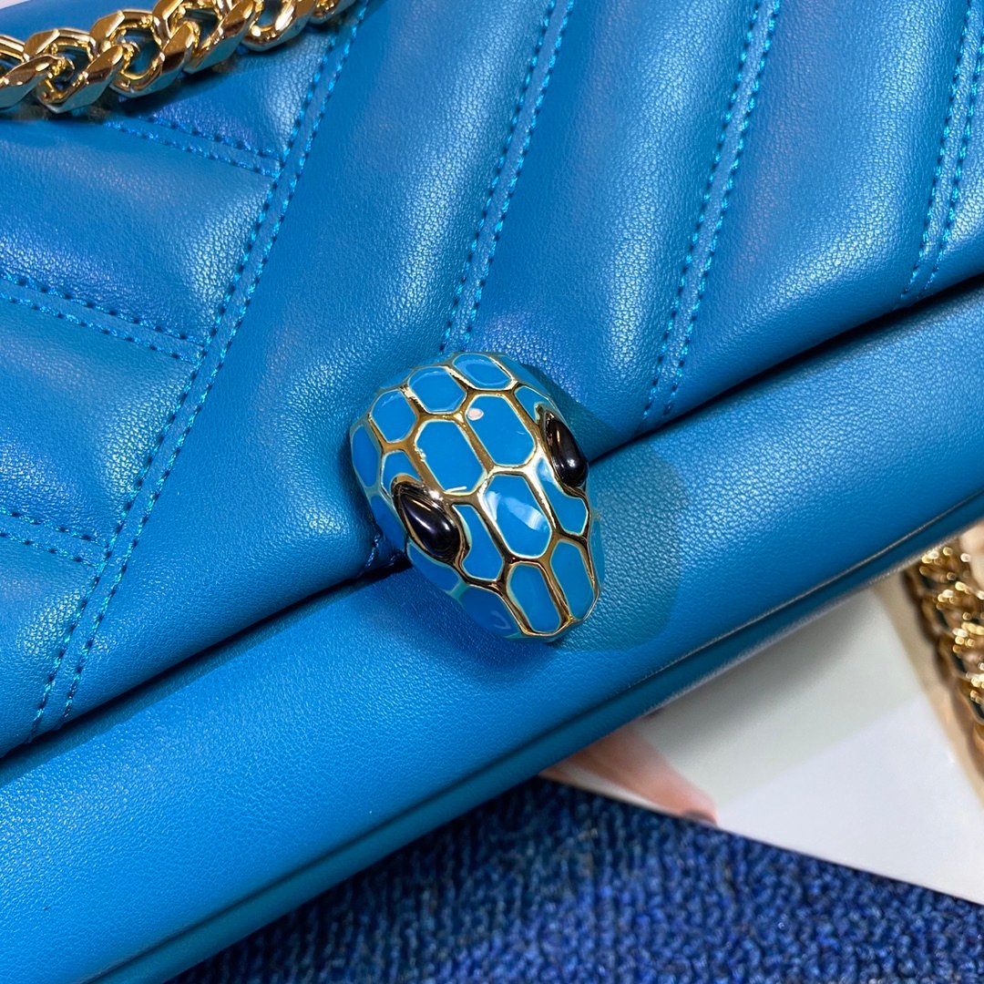 BVLGARI Serpenti Forever Chevron Quilted Calfskin Shoulder Bag 22.5cm Women’s Crossbody Handbag with Iconic Snakehead Closure BVLGARI Serpenti Forever Chevron Quilted Calfskin Shoulder Bag 22.5cm Women’s Crossbody Handbag with Iconic Snakehead Closure