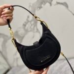 BVLGARI Serpenti Ellipse Small Crossbody Bag 20cm Calf Leather Crescent Hobo Shoulder Bag with Snakehead Closure BVLGARI Serpenti Ellipse Small Crossbody Bag 20cm Calf Leather Crescent Hobo Shoulder Bag with Snakehead Closure