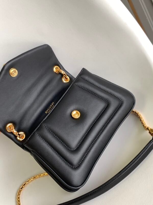 24 BVLGARI Serpenti Reverse Small Shoulder Bag 22.5cm Quilted Metropolitan Calf Leather Crossbody Chain Bag with Magnetic Snakehead Closure