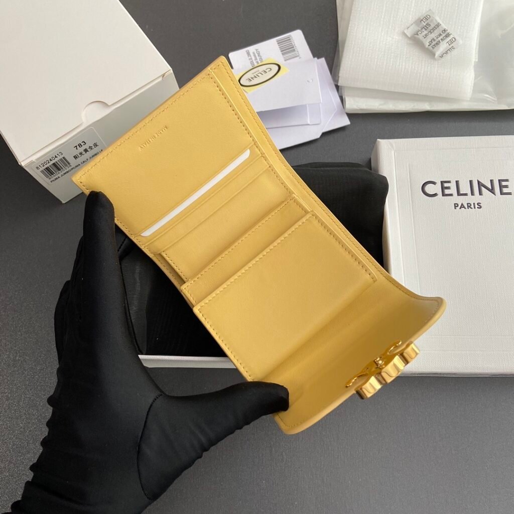 CELINE Triomphe Small Wallets 9.5cm 6 Seasonal Colors – Image 5 CELINE Triomphe Small Wallets 9.5cm 6 Seasonal Colors – Image 5