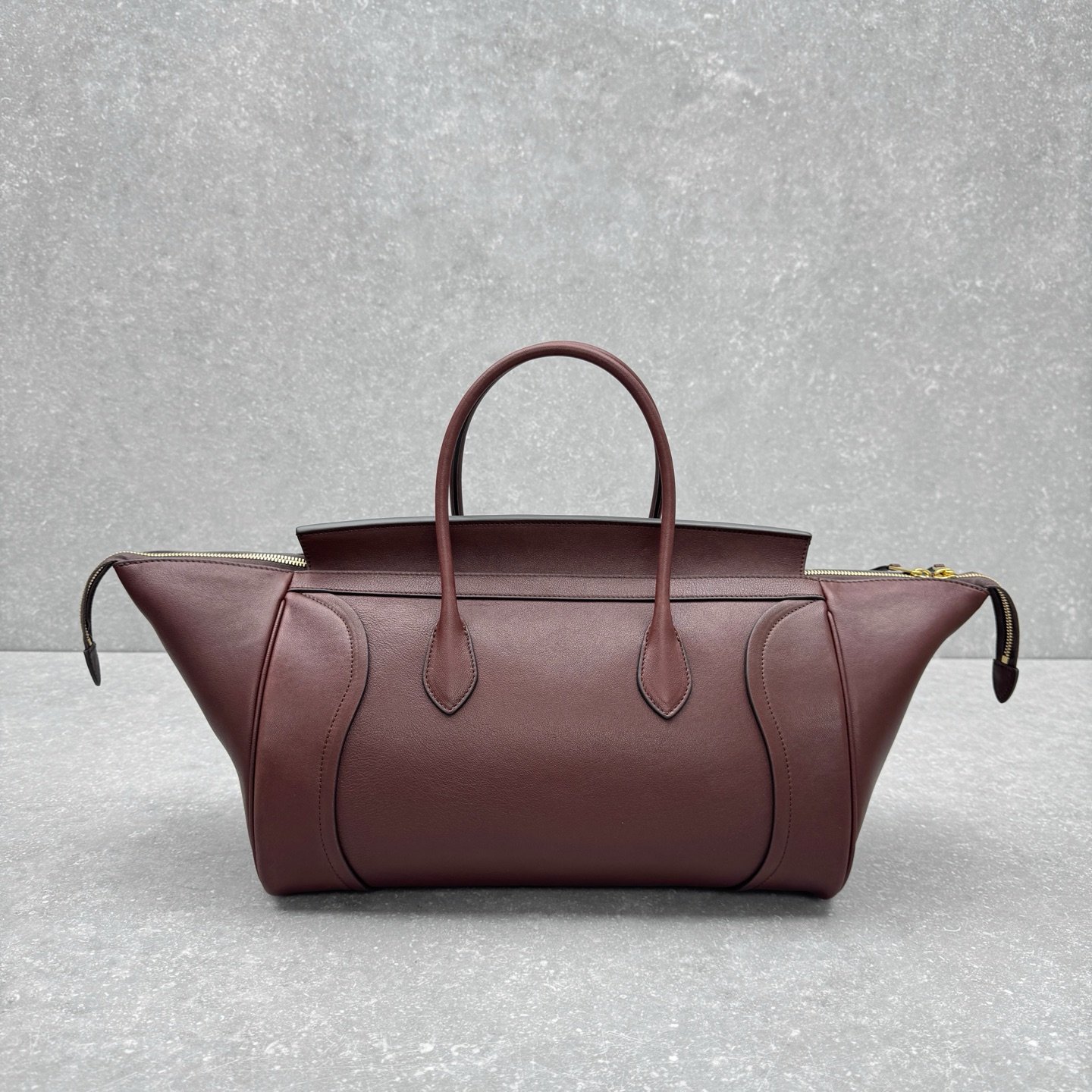 Celine New Luggage Smile Bag 36cm Medium Suede & Smooth Leather Handbag Classic Retro Tote with Crossbody Strap Celine New Luggage Smile Bag 36cm Medium Suede & Smooth Leather Handbag Classic Retro Tote with Crossbody Strap