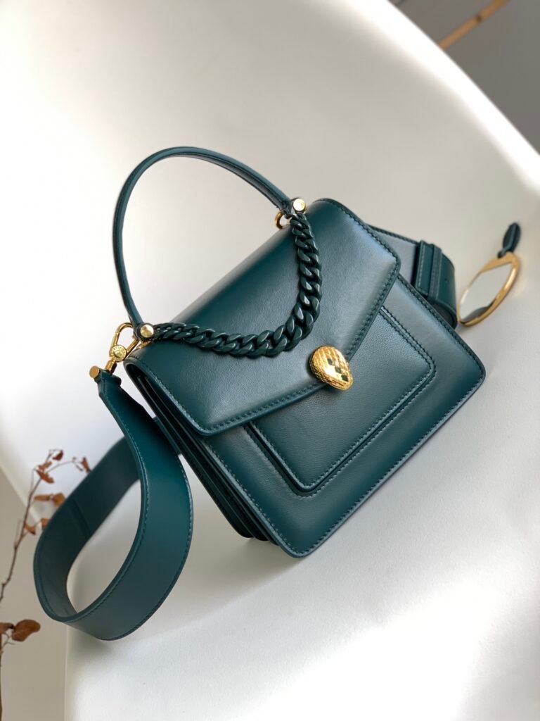 BVLGARI Serpenti Forever Bag 18cm 7 Iconic Colors Lambskin Top Handle Bag – Image 6 BVLGARI Serpenti Forever Bag 18cm 7 Iconic Colors Lambskin Top Handle Bag – Image 6