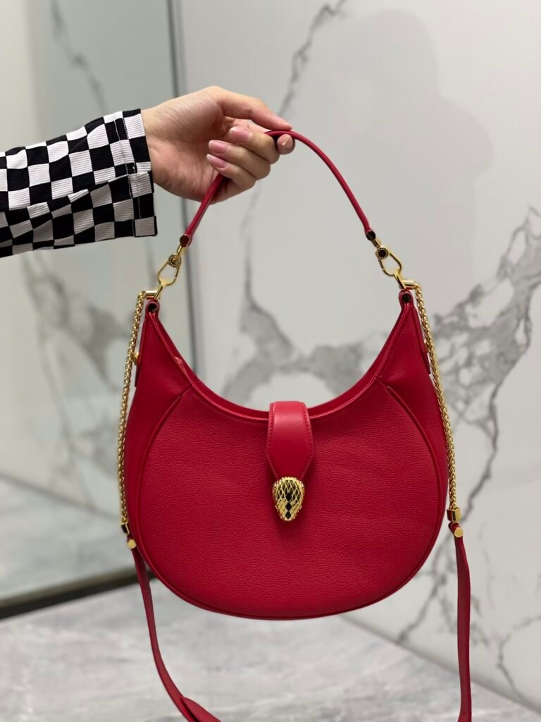 BVLGARI Serpenti Ellipse Large Crossbody Bag Calf Leather Crescent Shoulder Bag with Snakehead Closure 4 Colors – Image 13 BVLGARI Serpenti Ellipse Large Crossbody Bag Calf Leather Crescent Shoulder Bag with Snakehead Closure 4 Colors – Image 13