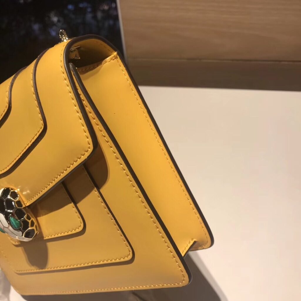 BVLGARI Serpenti Forever Shoulder Bag 20cm Small Calfskin Leather Crossbody Bag Chain Strap 6 Colors – Image 7 BVLGARI Serpenti Forever Shoulder Bag 20cm Small Calfskin Leather Crossbody Bag Chain Strap 6 Colors – Image 7